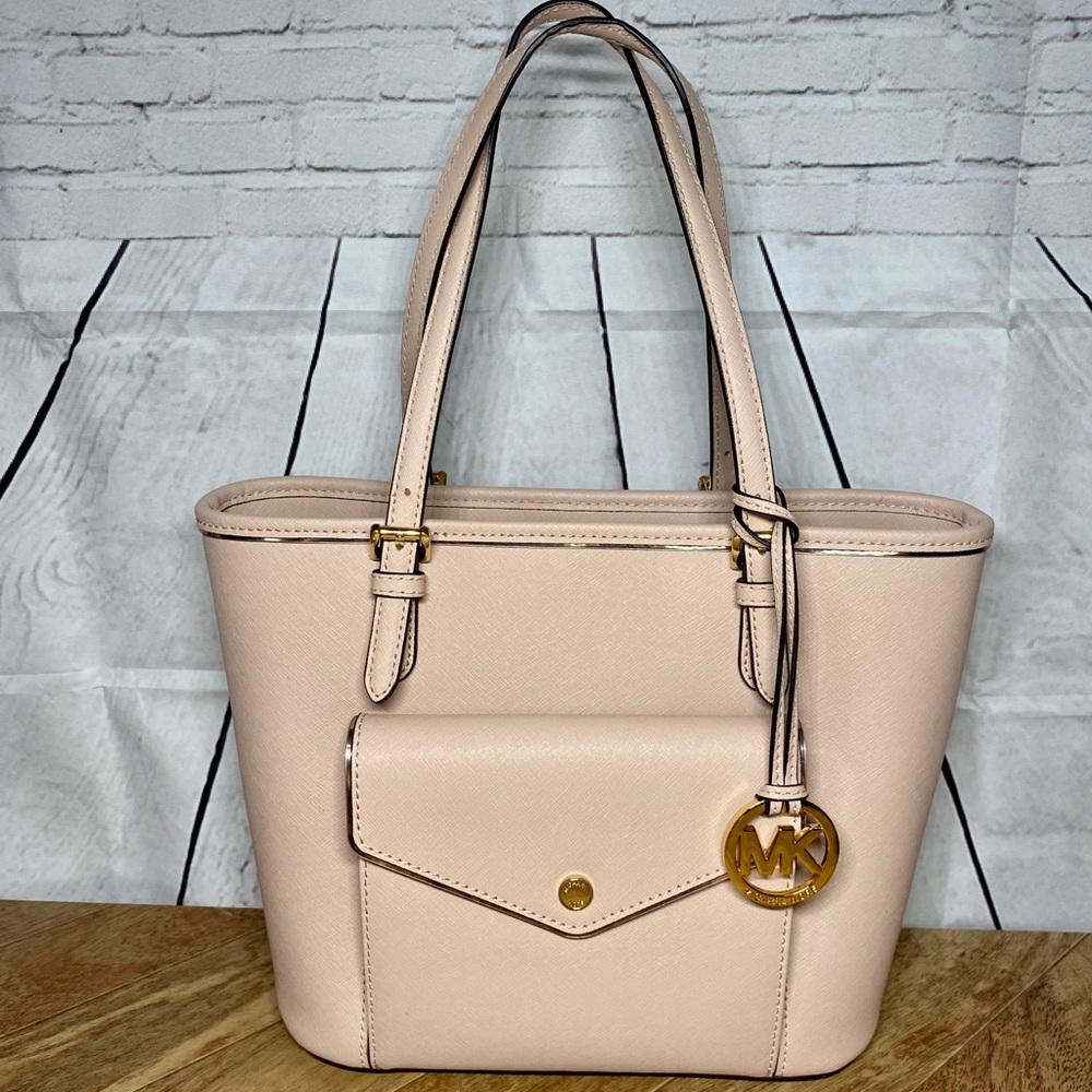 Michael Kors ❤️ Leather Tote